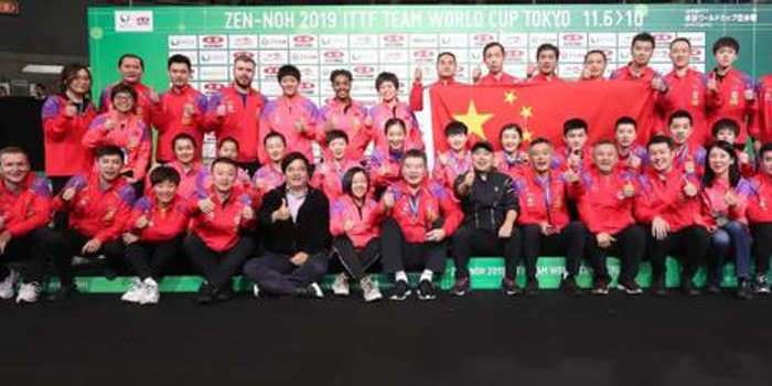  电竞选手刻苦训练磨砺精湛技艺