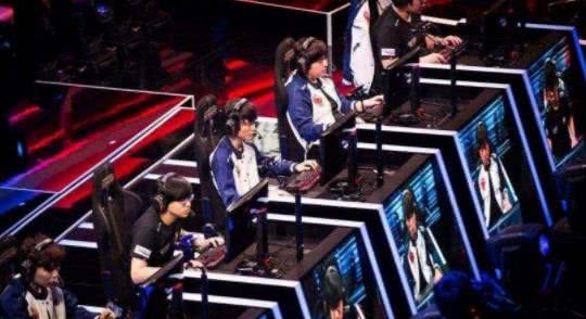  电竞设备升级助力选手发挥水平